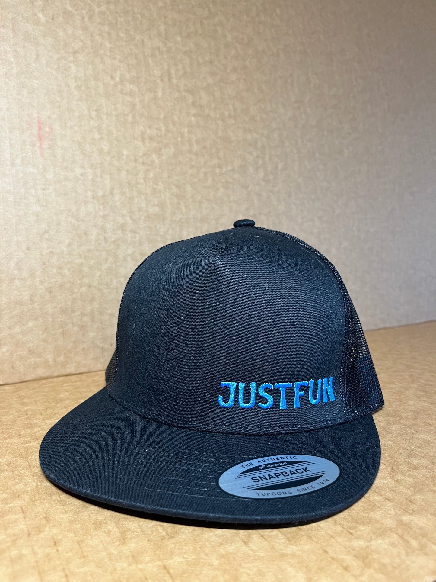 JUSTFUN Trucker Hat Flat Embroidered Mini, Mini Bubble Black/Blue